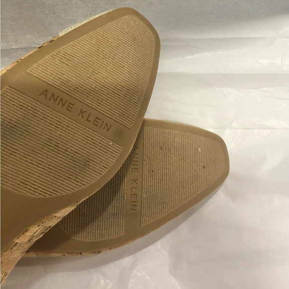 Anne Klein flex cork gold cap toe gold block heel pumps size 10 brand new - Picture 14 of 17